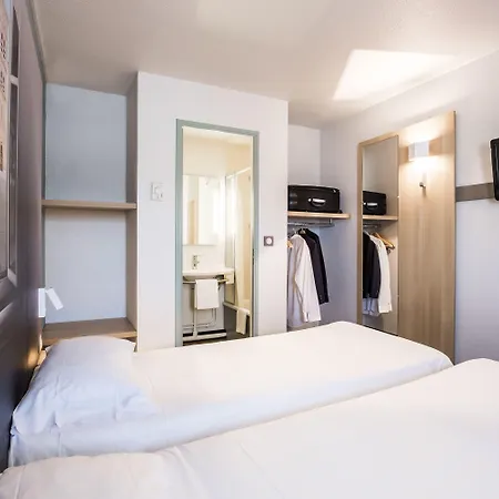 Rouen מלון Saint-Étienne-du-Rouvray