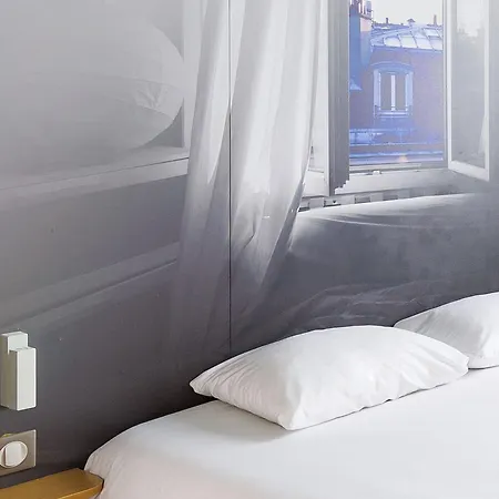 Rouen Hotel