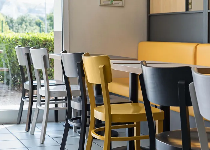 Hotel Rouen Saint-Étienne-du-Rouvray