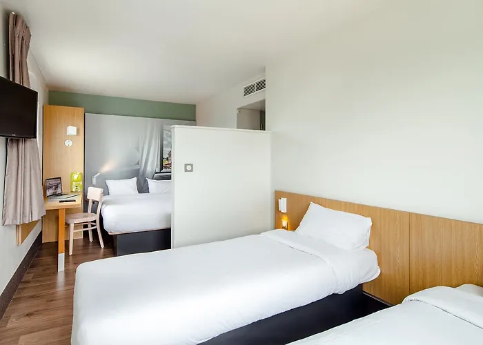 Hotel Rouen Saint-Étienne-du-Rouvray